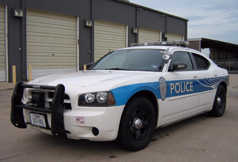 airport police cars